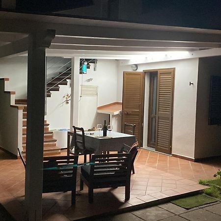 La Casetta Di Su Maracalagonis Bagian luar foto